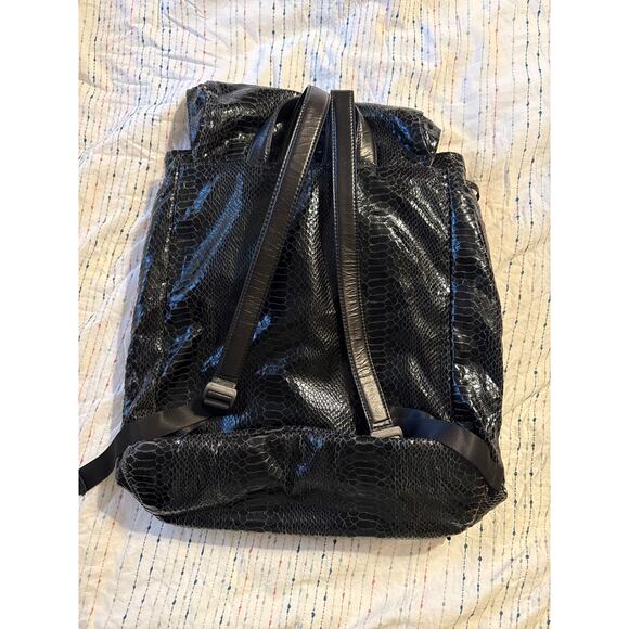 Falchi New York Faux Snake Skin Drawstring Backpack Black main image 4
